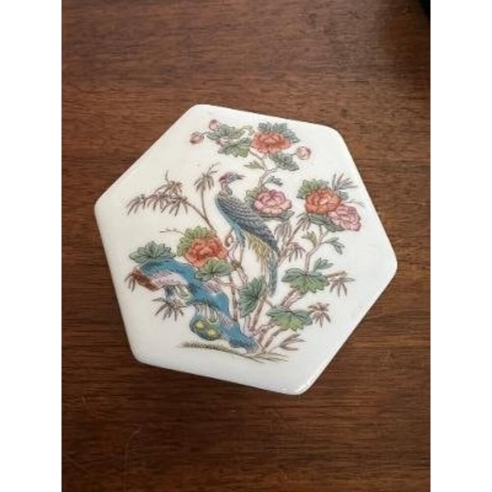 Vintage Wedgwood Bone China Kutani Crane Hexagonal Trinket Box Made in England